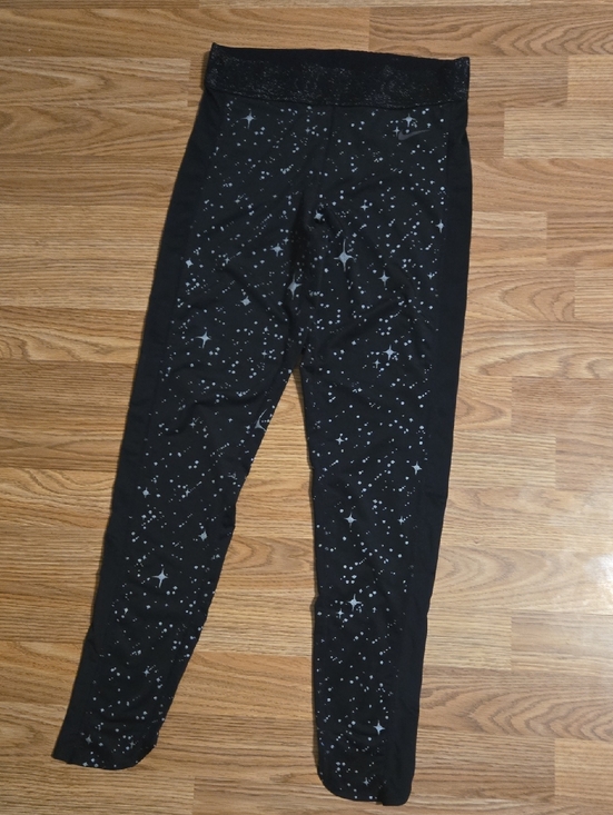 Nike Other - Black Star Print Active Leggings